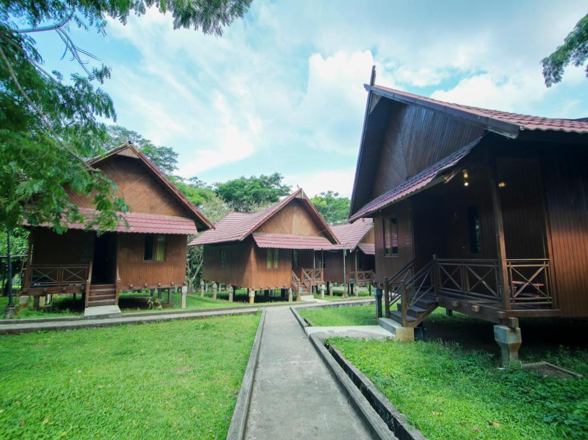 Oyo 3475 Villa Ex Mtq Pagaralam Kültér fotó