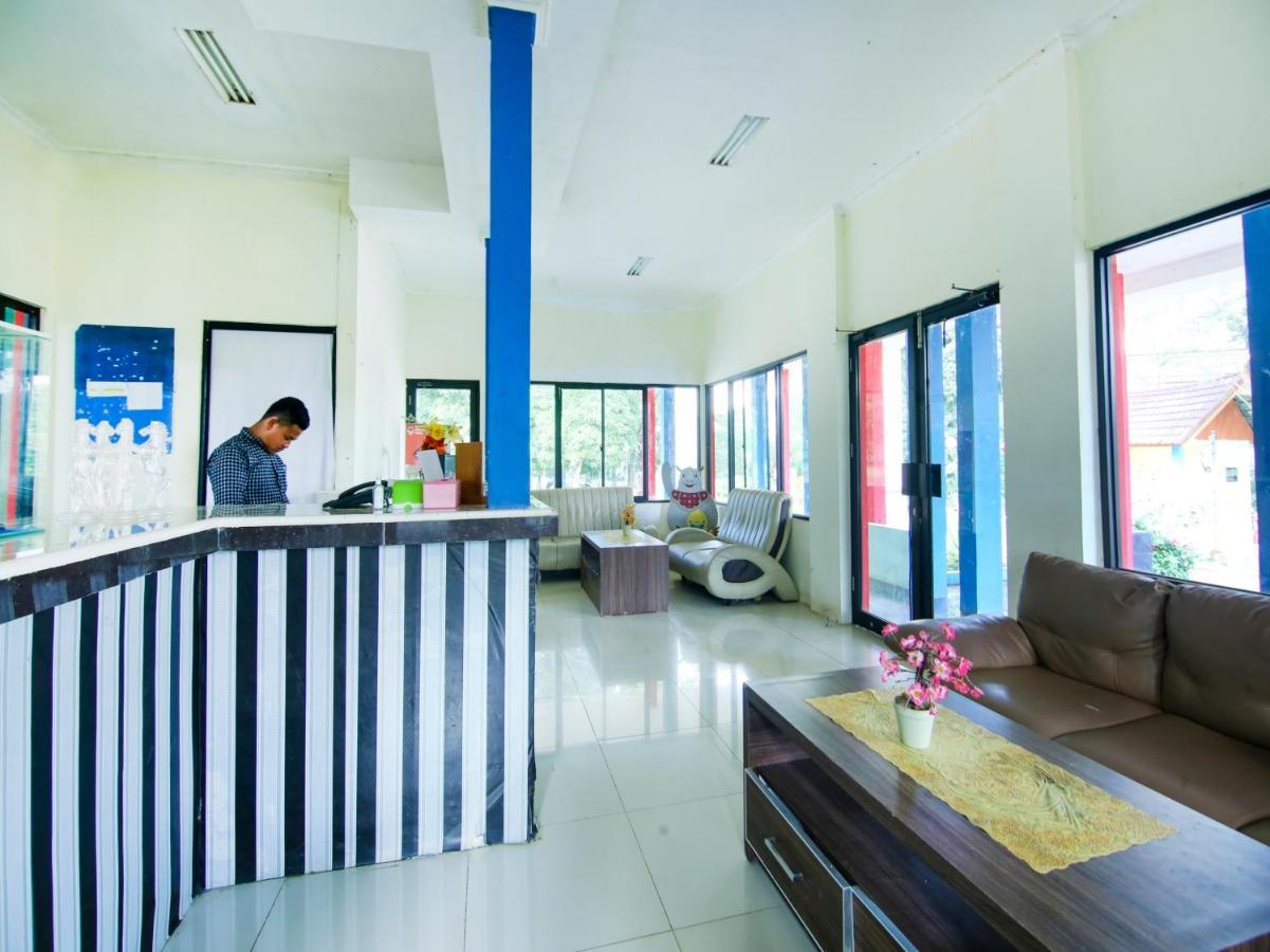 Oyo 3475 Villa Ex Mtq Pagaralam Kültér fotó